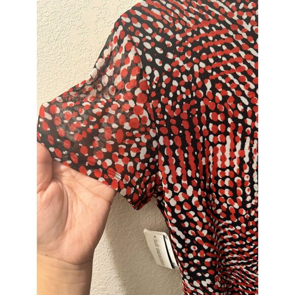 Bar III, "Bisou Red Multi" Abstract Dot Blouse, Size Medium (NWT) - Picture 4 of 6